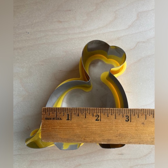 Dinosaur Sandwich Cutter and Sealer, Sandwich Cutter for Kids 2PC Decruster - Picture 5 of 6